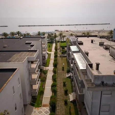 Incantevole Fronte Mare Villa Rosa Di Martinsicuro